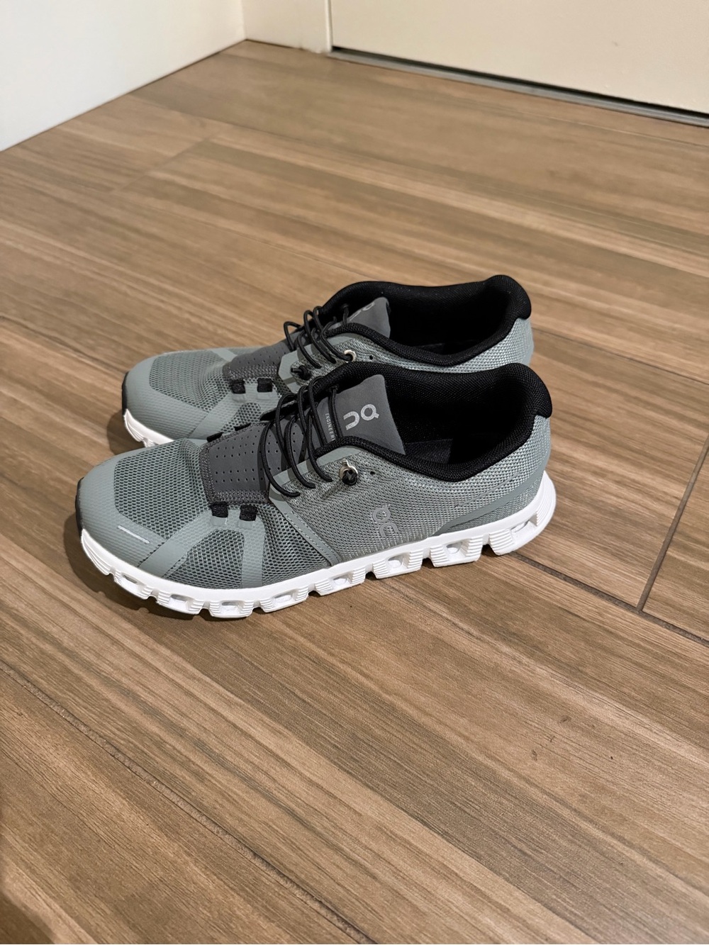 On Running Women's Cloud Sneakers
